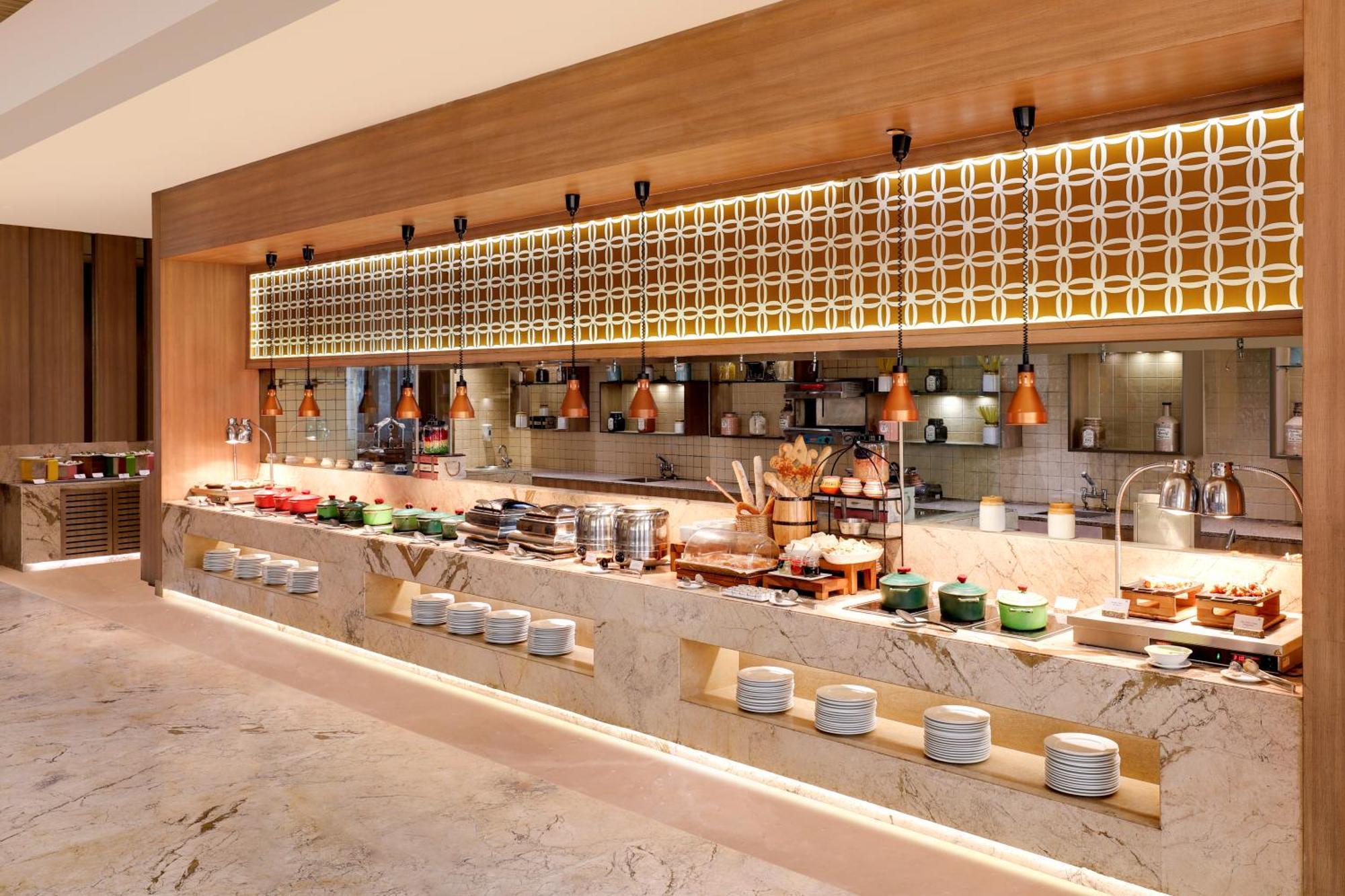 Sandal Suites By Lemon Tree Hotels Noida Eksteriør bilde
