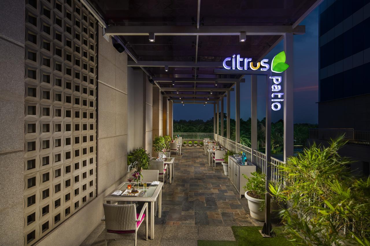 Sandal Suites By Lemon Tree Hotels Noida Eksteriør bilde