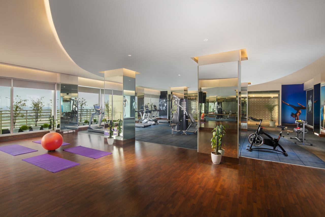 Sandal Suites By Lemon Tree Hotels Noida Eksteriør bilde