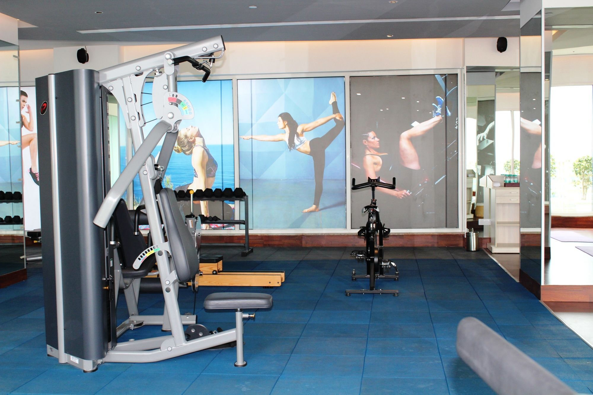 Sandal Suites By Lemon Tree Hotels Noida Eksteriør bilde