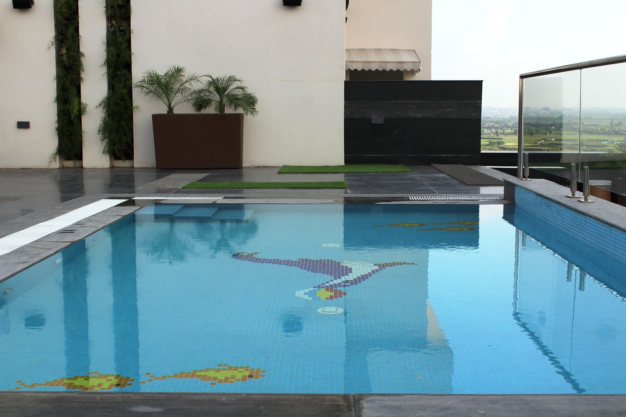 Sandal Suites By Lemon Tree Hotels Noida Eksteriør bilde